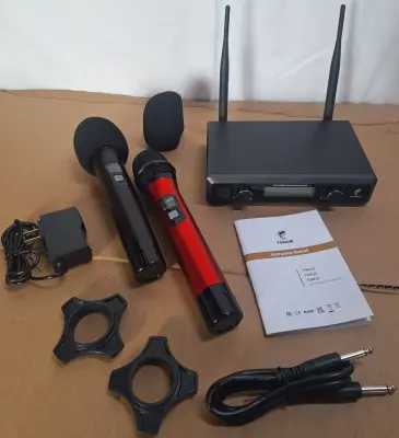 Dual Microphones and Receiver