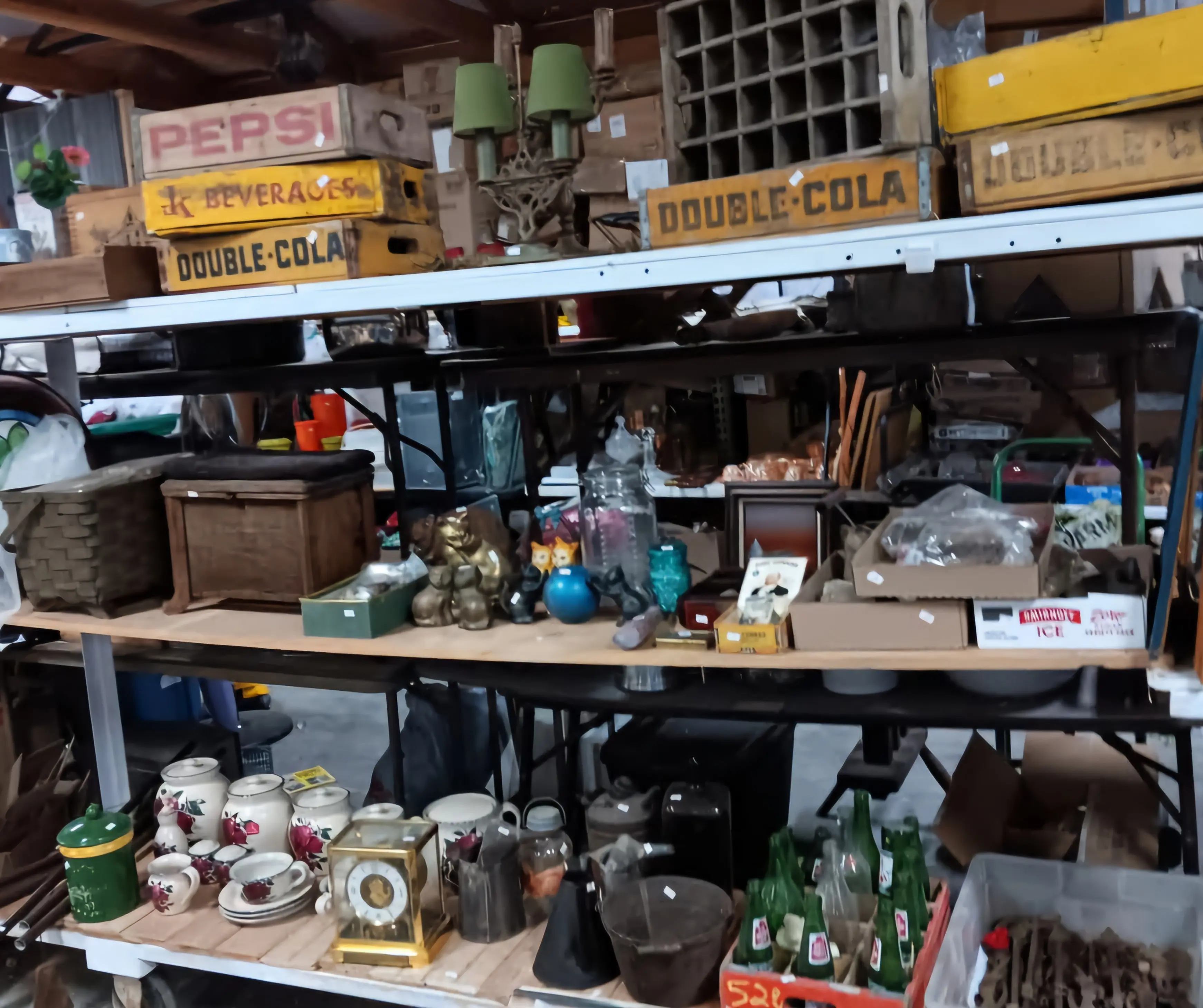 Estate and consignment auction items